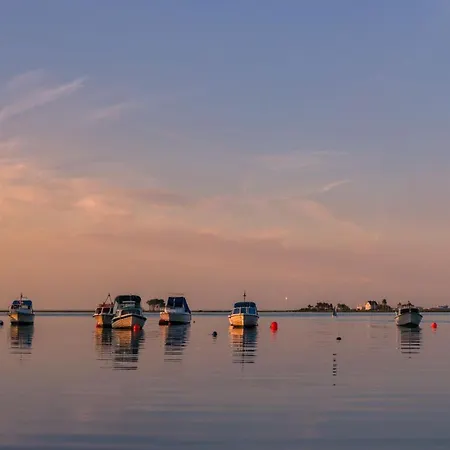 アパート Long Island